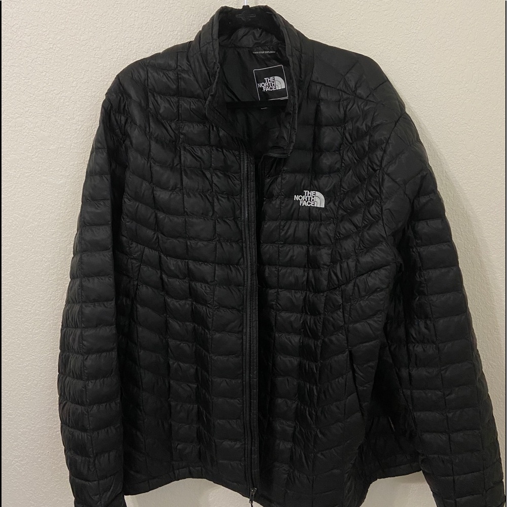 North Face lightweight puffer jacket